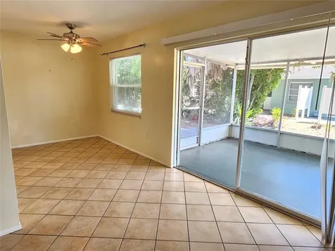 105 Base Avenue E Venice FL 34285