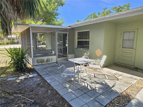 105 Base Avenue E Venice FL 34285