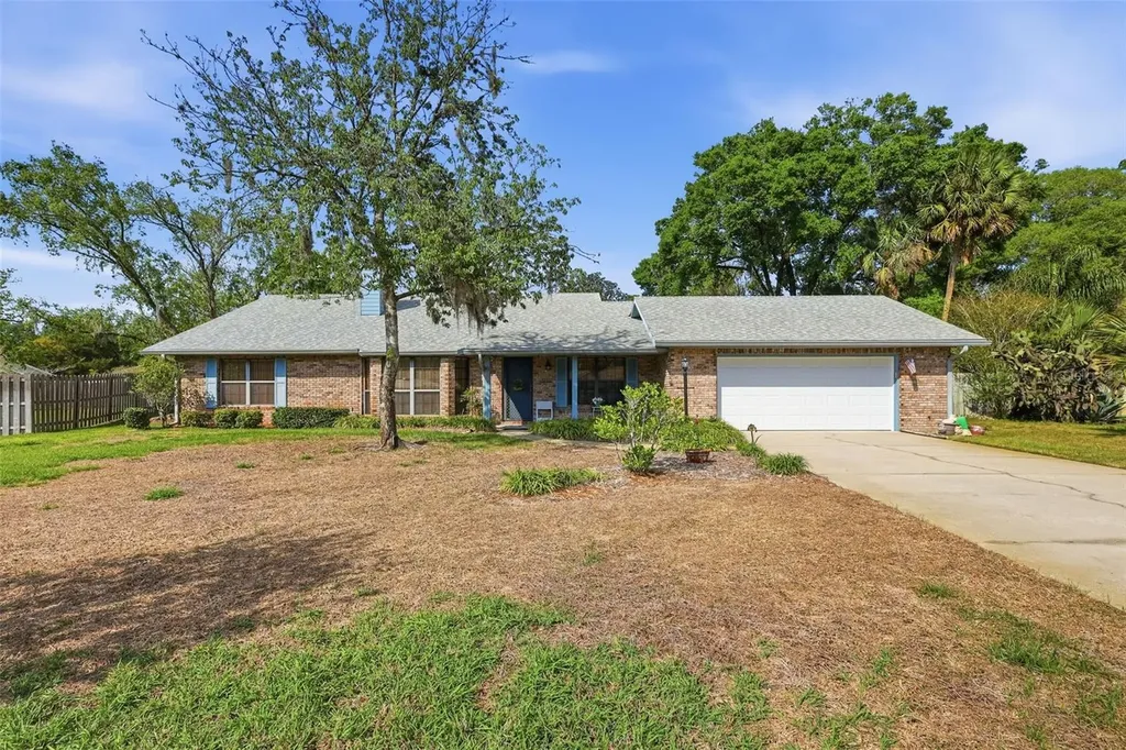 831 Freemans Farm Road Deland FL 32720