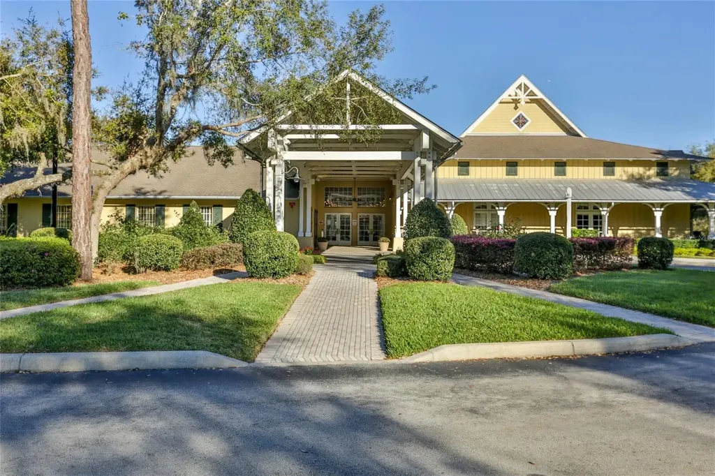 1369 Hayton Avenue Deland FL 32724