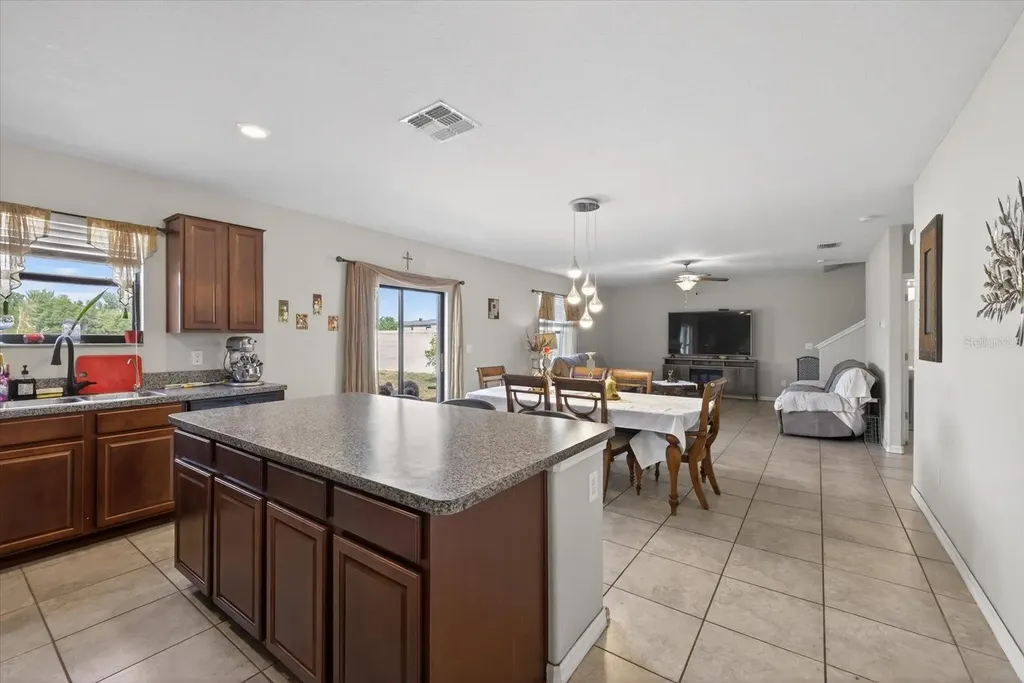 14825 Crescent Rock Drive Wimauma FL 33598