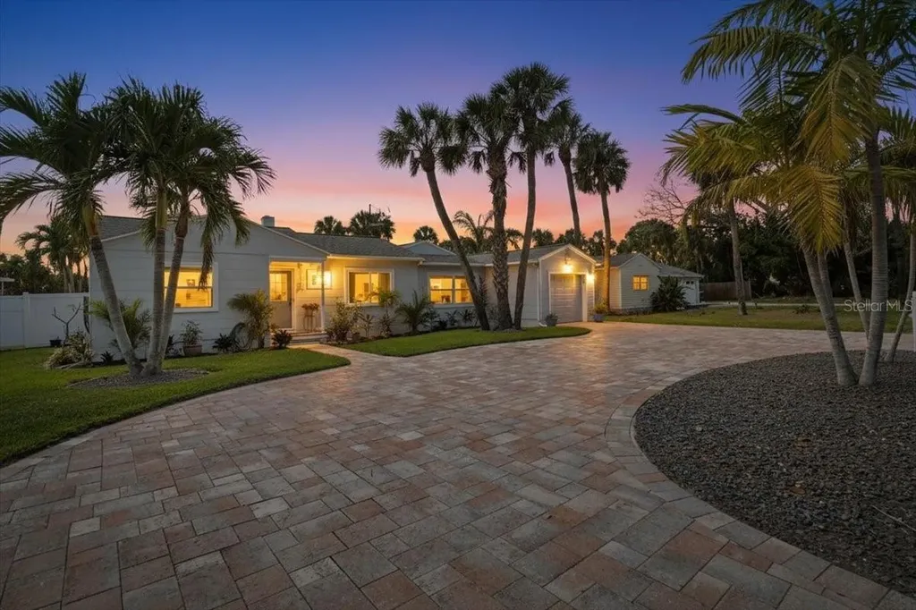 221 41st Avenue St Pete Beach FL 33706