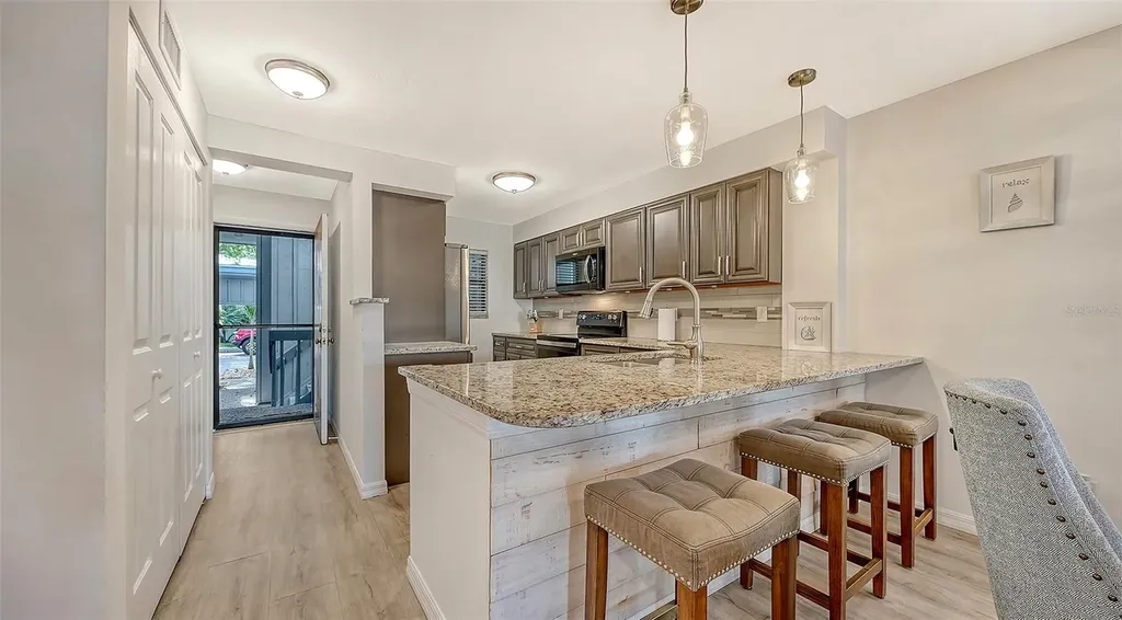 1249 Dockside Place Sarasota FL 34242