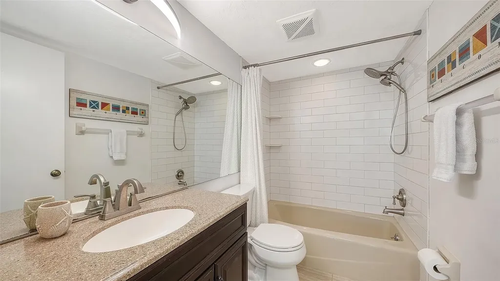 1249 Dockside Place Sarasota FL 34242
