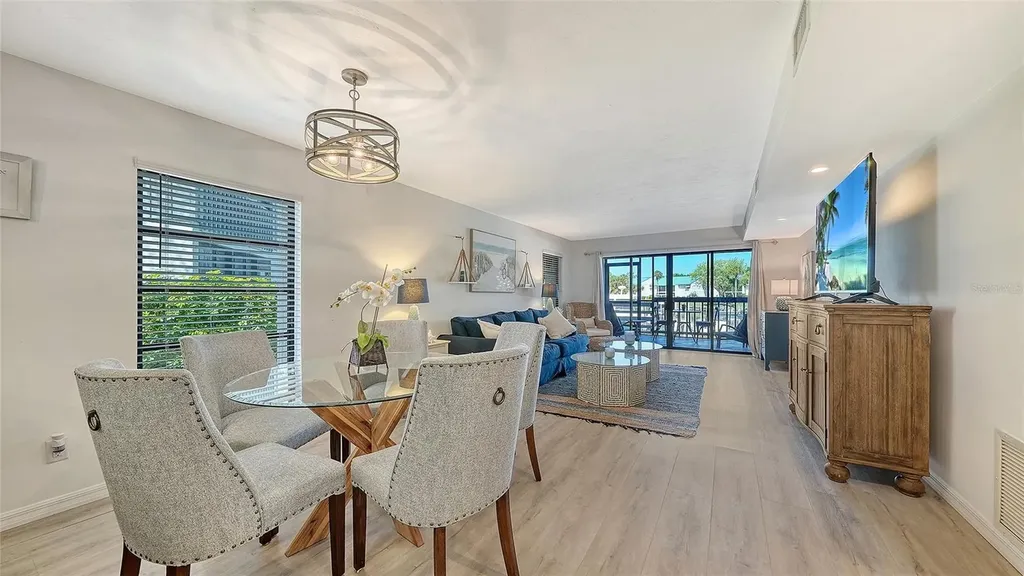 1249 Dockside Place Sarasota FL 34242