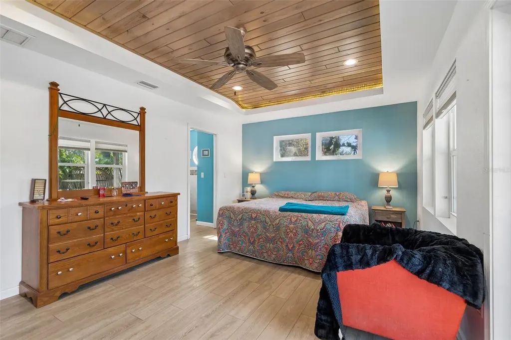 6226 8th Avenue S Gulfport FL 33707