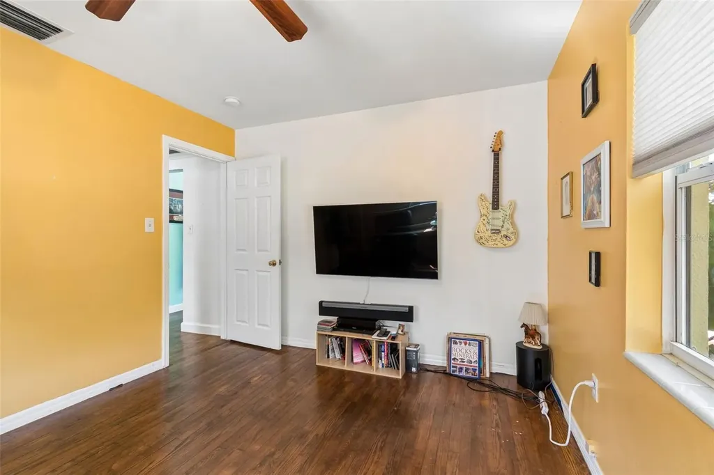 6226 8th Avenue S Gulfport FL 33707