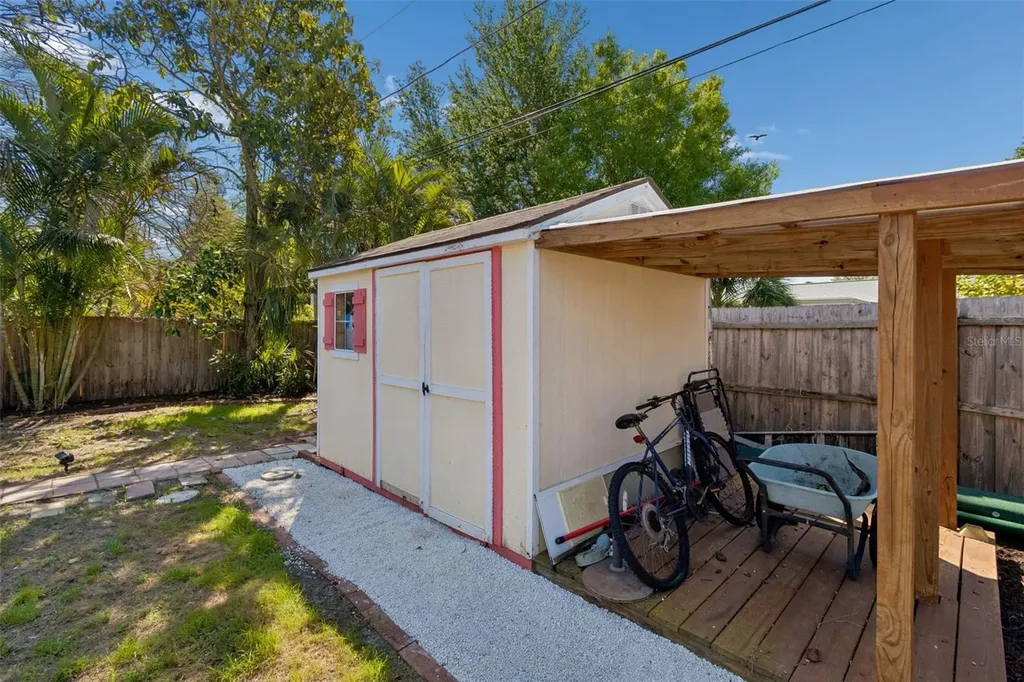 6226 8th Avenue S Gulfport FL 33707