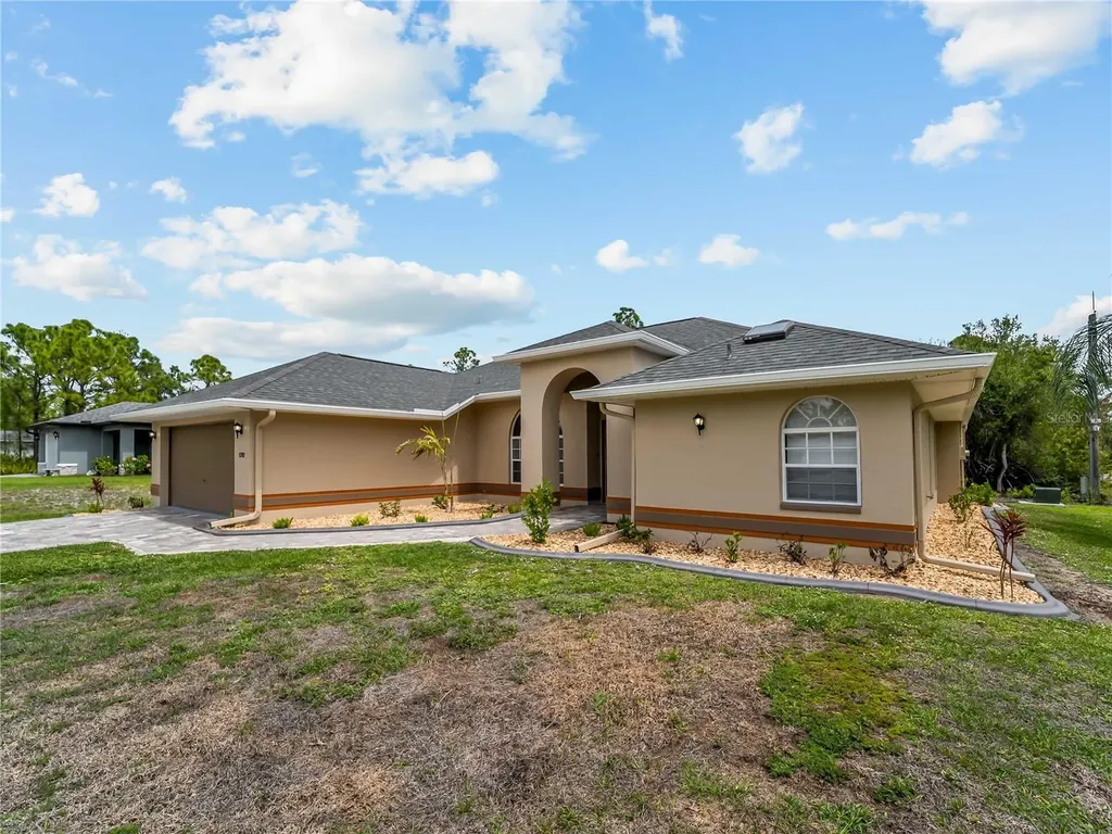 1392 Blaisdell Street Punta Gorda FL 33980