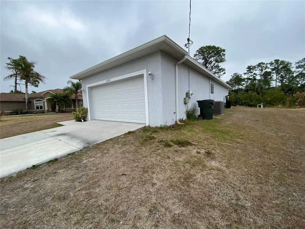 2929 Alhaven Terrace North Port FL 34286