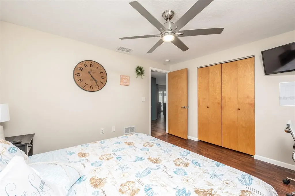 8318 76th Avenue Seminole FL 33777