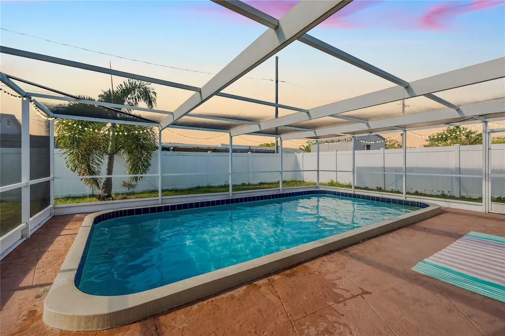 8318 76th Avenue Seminole FL 33777