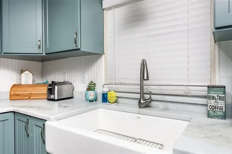 8318 76th Avenue Seminole FL 33777