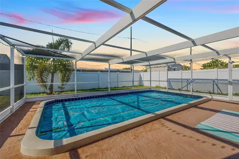8318 76th Avenue Seminole FL 33777