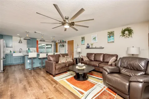 8318 76th Avenue Seminole FL 33777