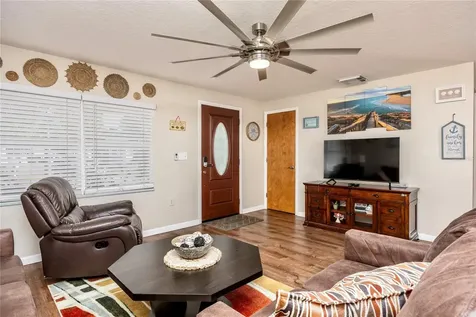 8318 76th Avenue Seminole FL 33777