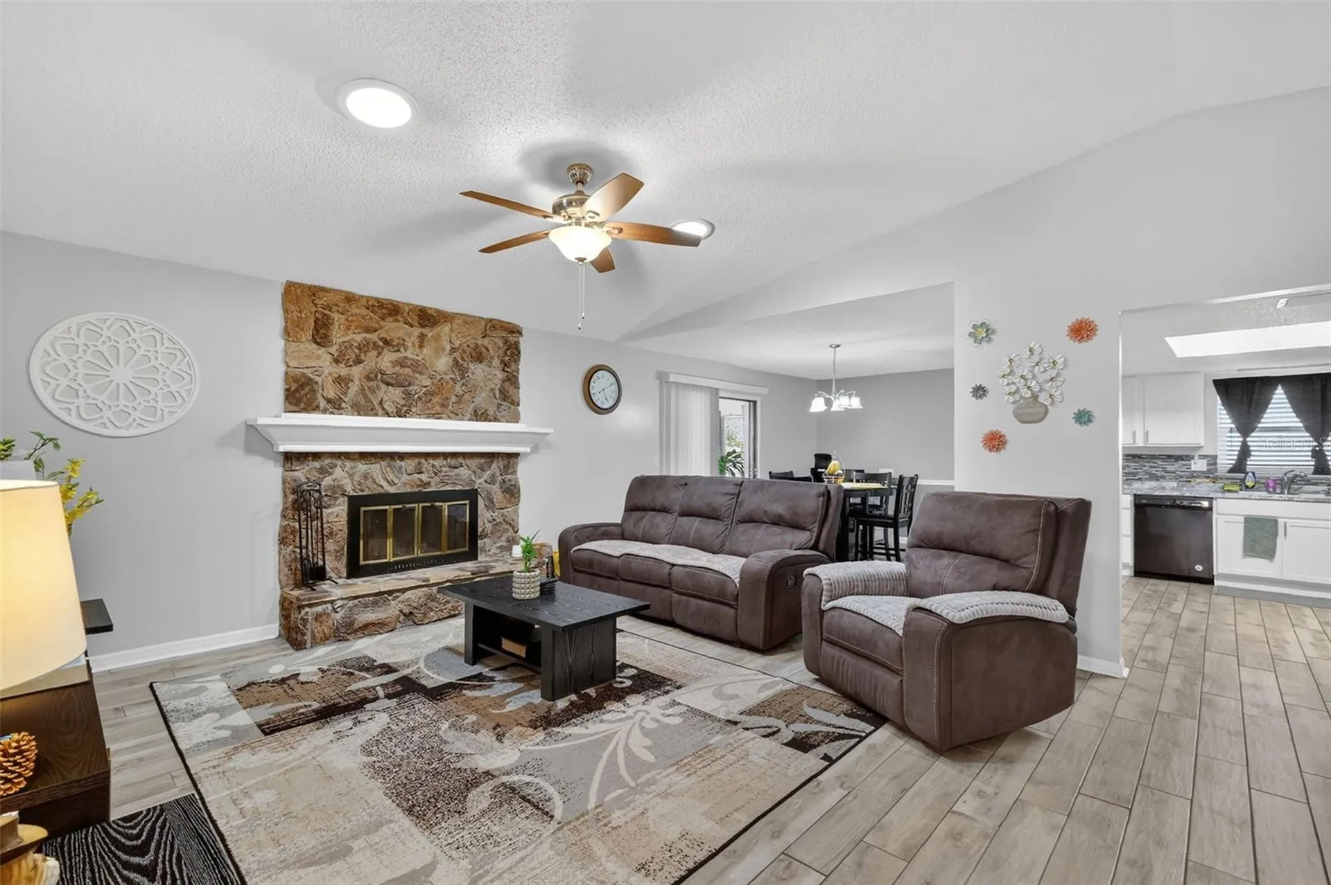 507 Firewood Avenue Eustis FL 32726
