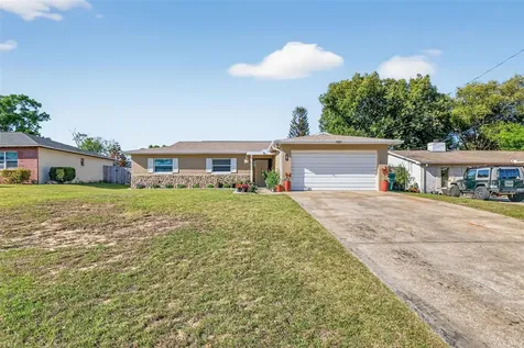 507 Firewood Avenue Eustis FL 32726