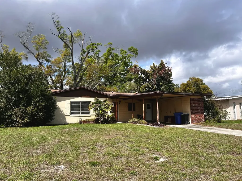 7808 N Woodlynne Avenue Tampa FL 33614
