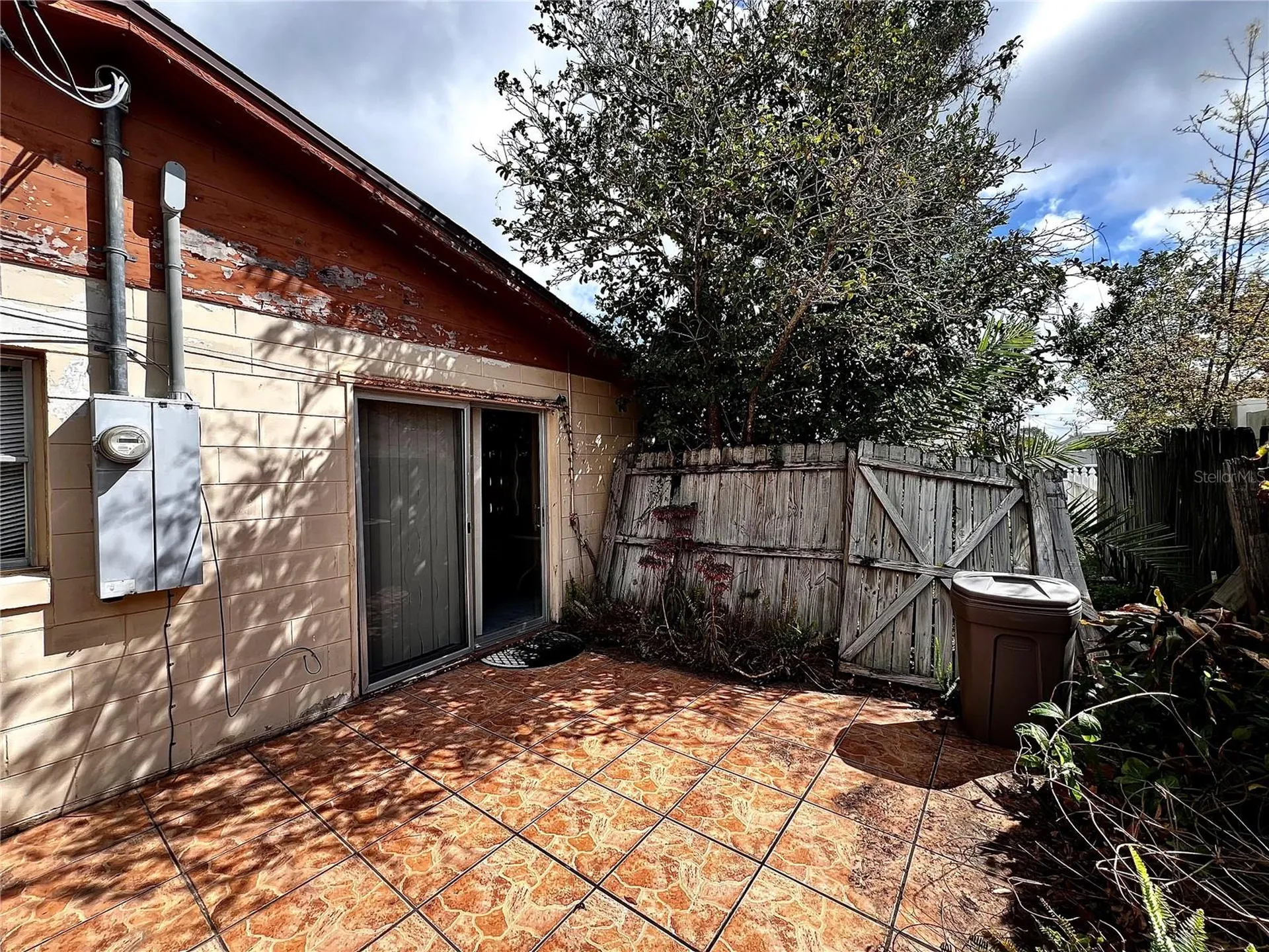 7808 N Woodlynne Avenue Tampa FL 33614