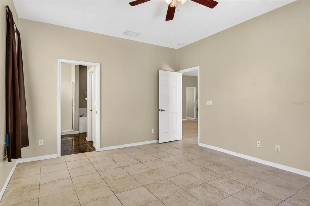 28931 Beauclaire Drive Tavares FL 32778