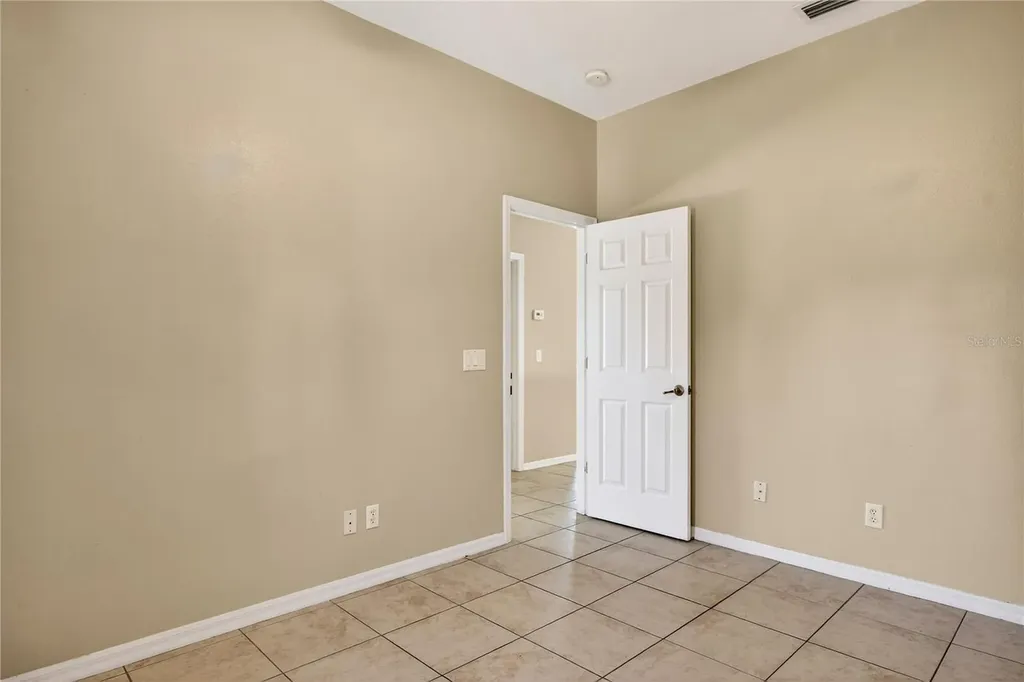 28931 Beauclaire Drive Tavares FL 32778