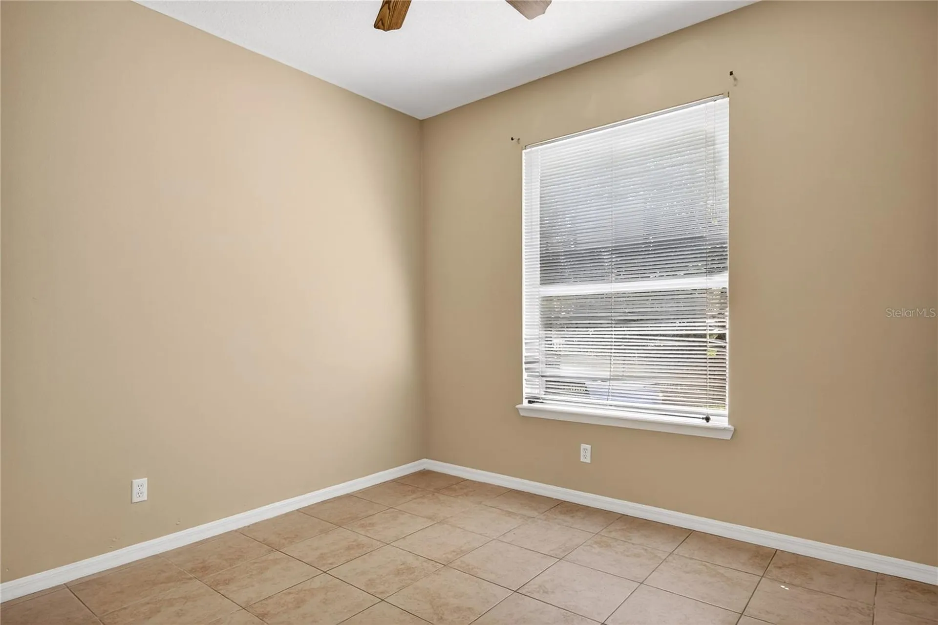 28931 Beauclaire Drive Tavares FL 32778