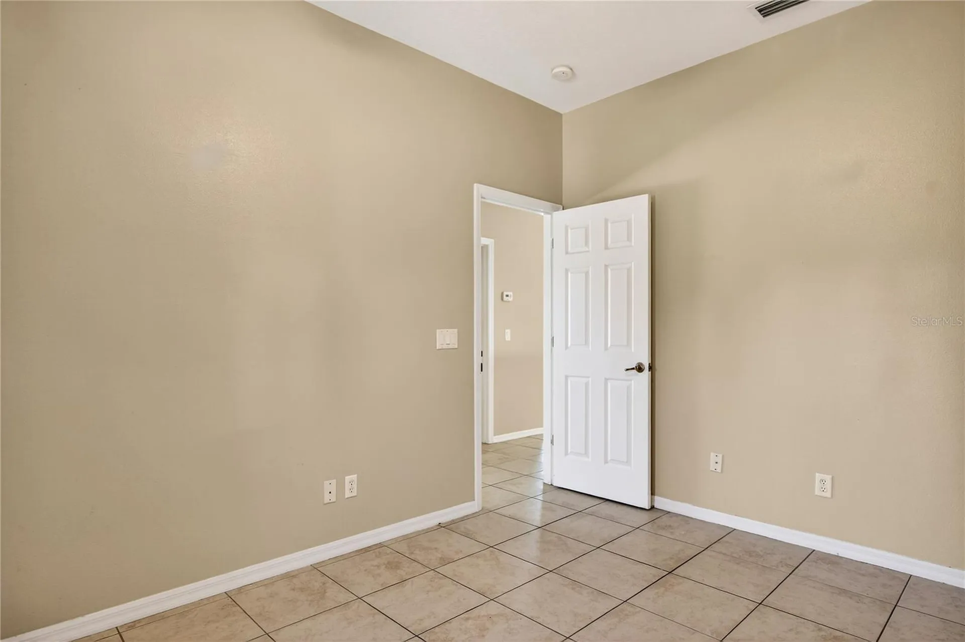 28931 Beauclaire Drive Tavares FL 32778
