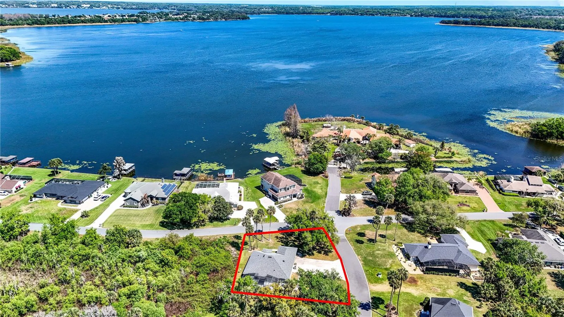 28931 Beauclaire Drive Tavares FL 32778