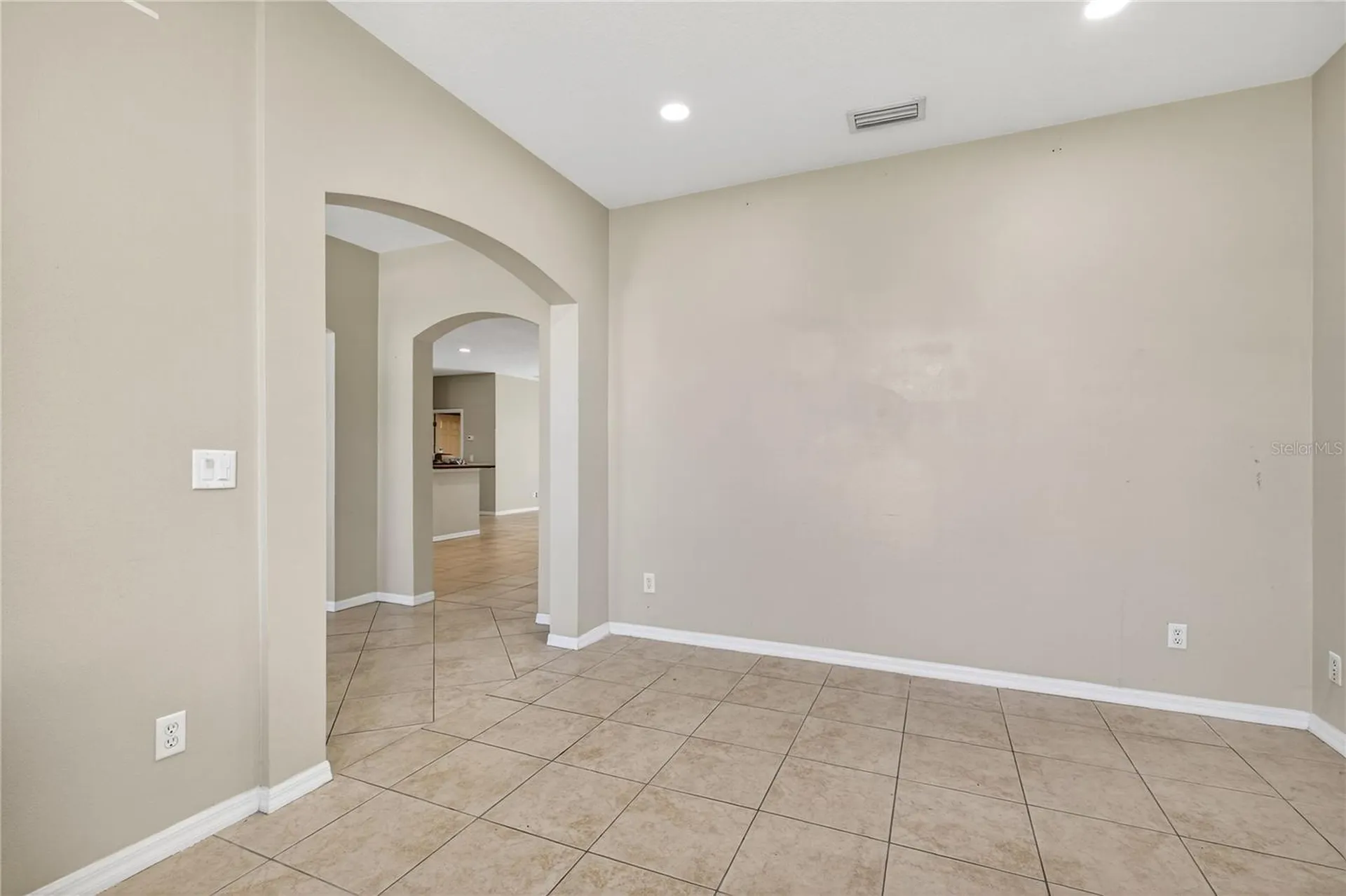 28931 Beauclaire Drive Tavares FL 32778