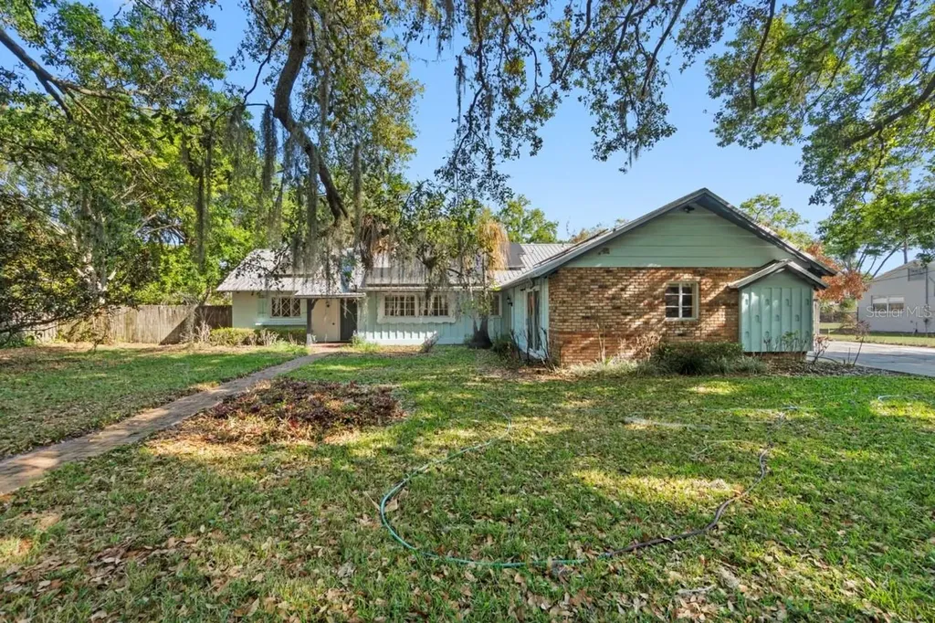 1923 Linden Road Winter Park FL 32792