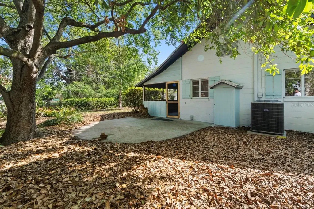 1923 Linden Road Winter Park FL 32792