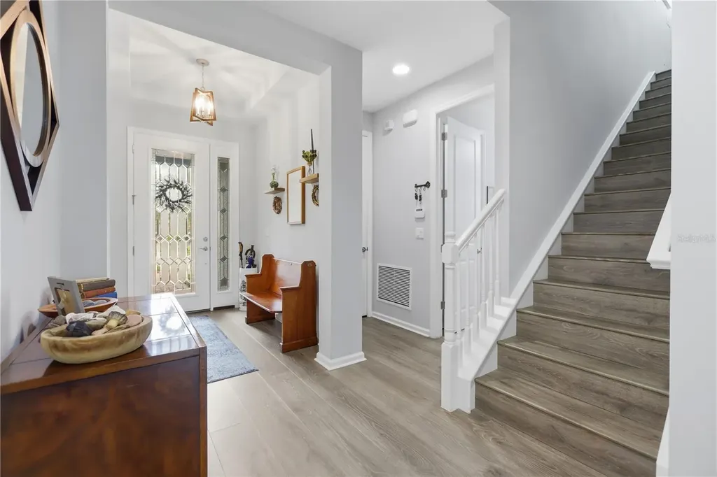 261 Old Moss Circle Deland FL 32724