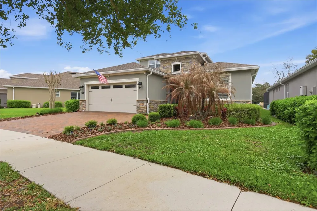 261 Old Moss Circle Deland FL 32724
