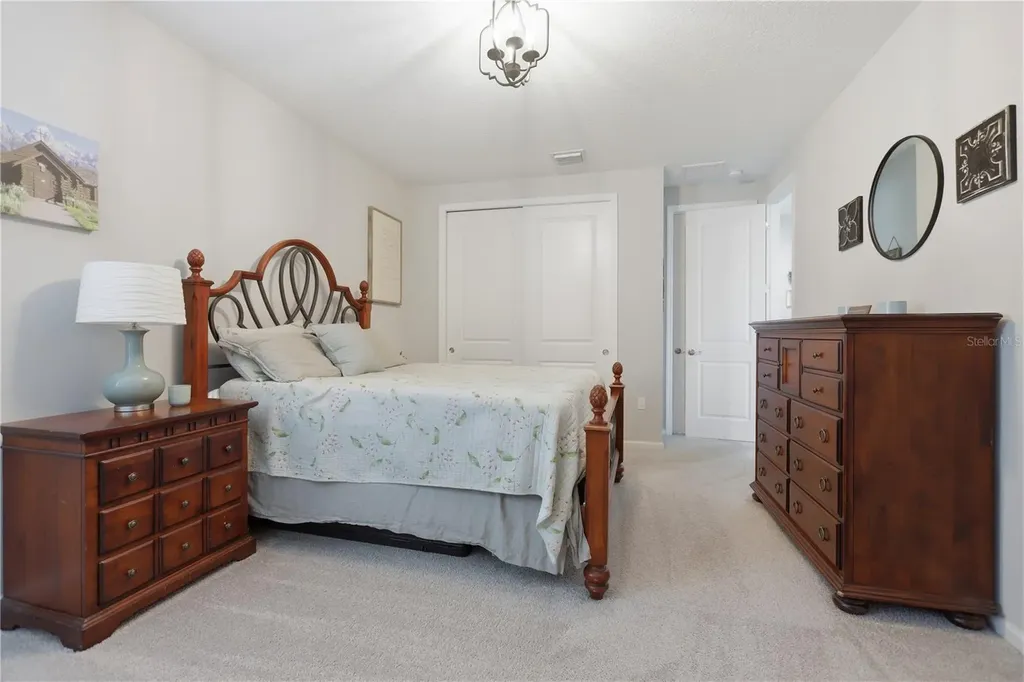 261 Old Moss Circle Deland FL 32724