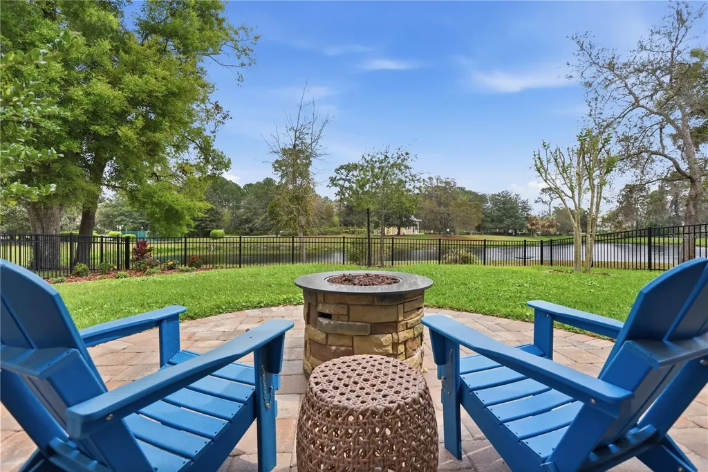 261 Old Moss Circle Deland FL 32724