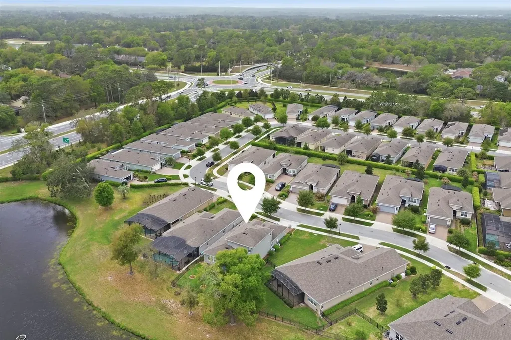 261 Old Moss Circle Deland FL 32724
