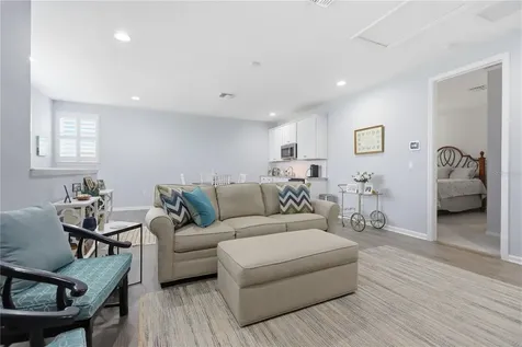 261 Old Moss Circle Deland FL 32724