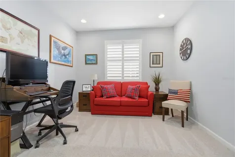 261 Old Moss Circle Deland FL 32724