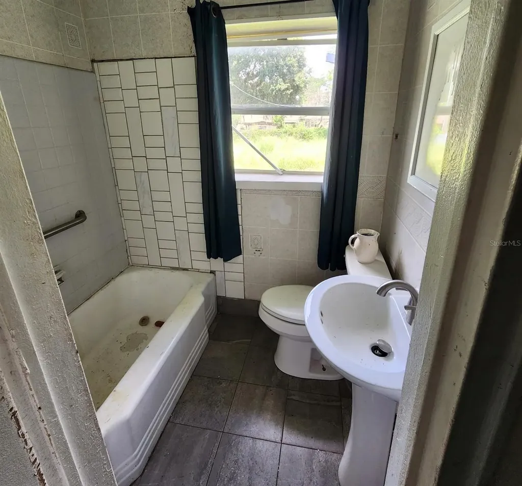2306 Butler Street Leesburg FL 34748