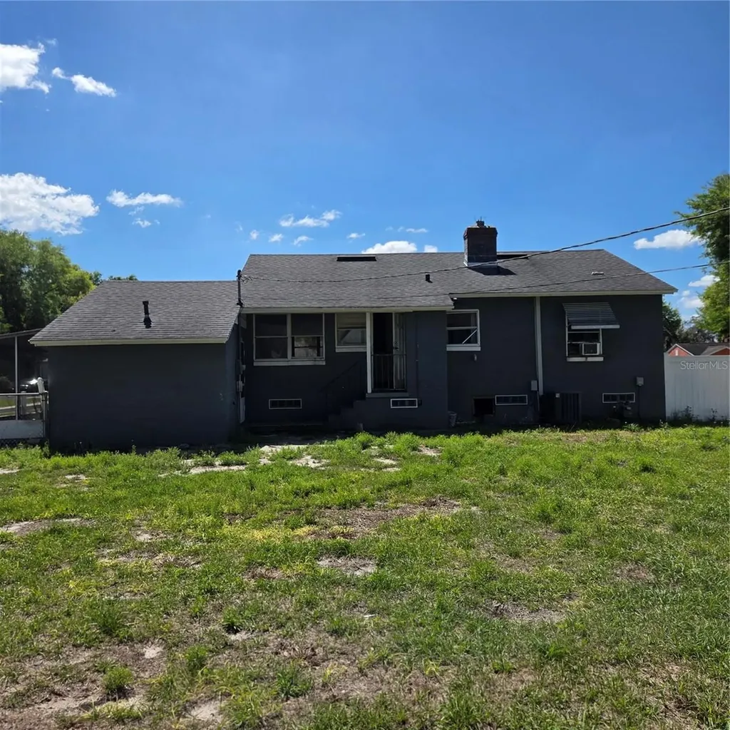 2306 Butler Street Leesburg FL 34748
