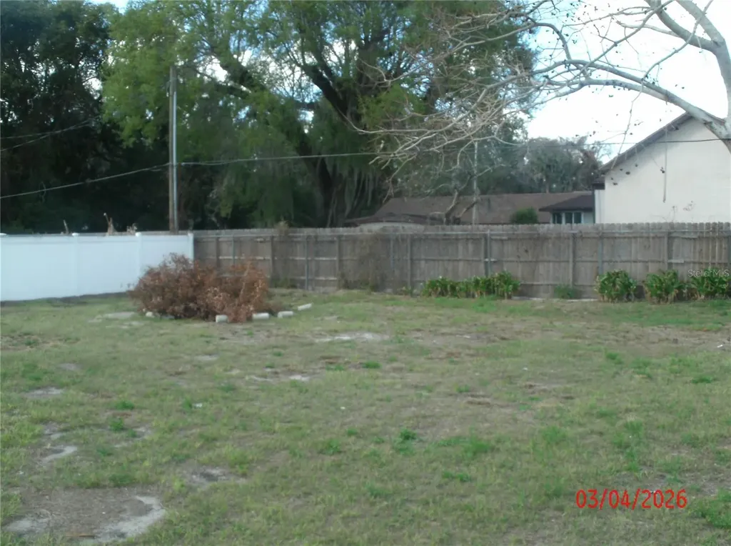 2306 Butler Street Leesburg FL 34748