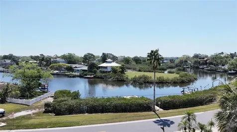 231 Lagoon Drive Palm Harbor FL 34683