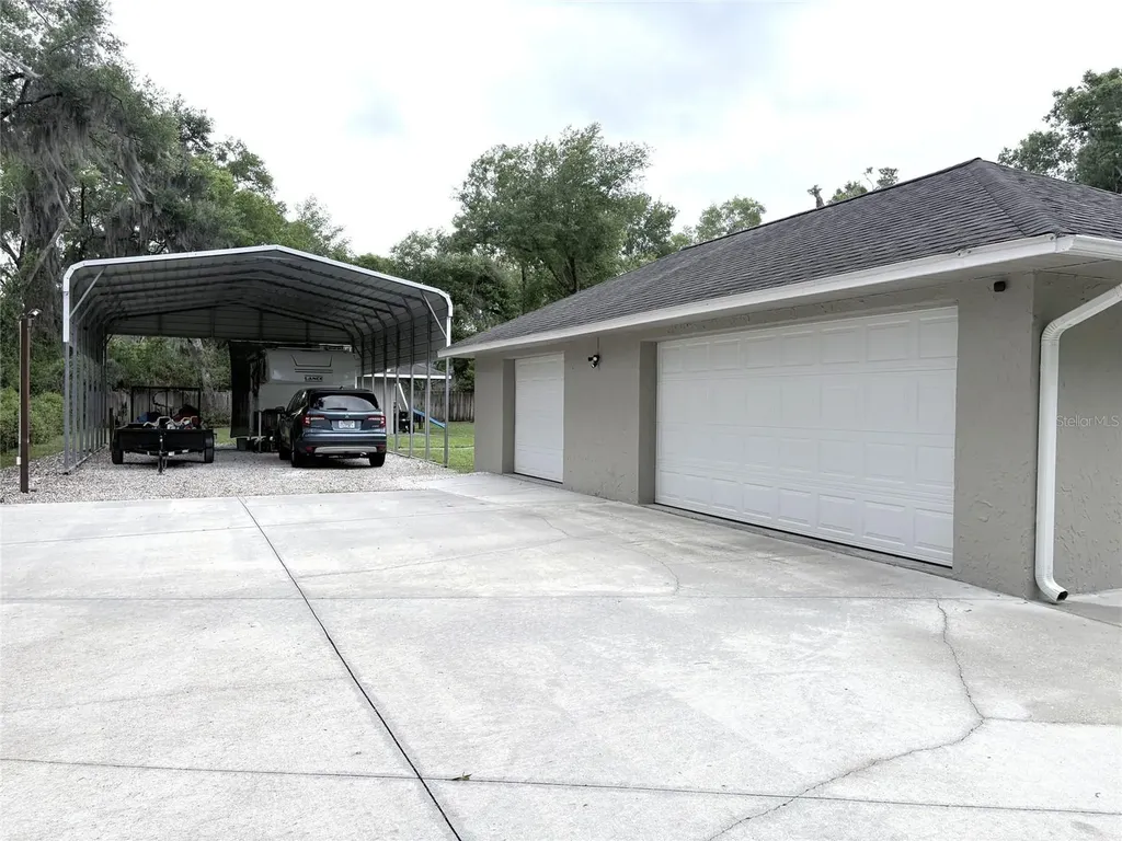 313 N Hill Avenue Deland FL 32724