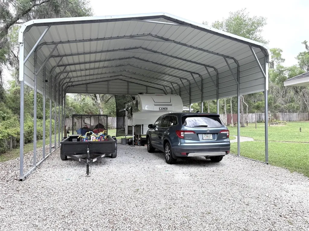313 N Hill Avenue Deland FL 32724