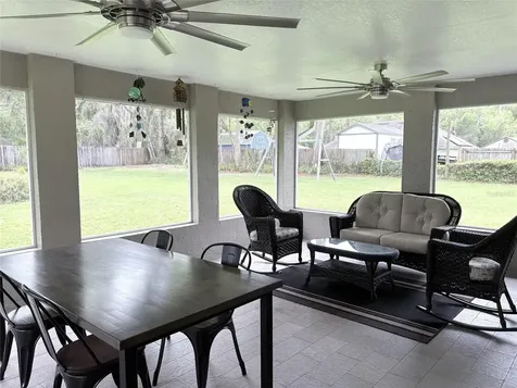 313 N Hill Avenue Deland FL 32724