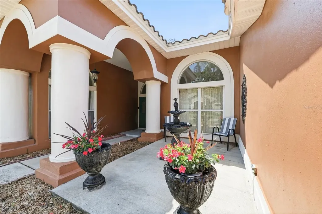 1384 Forestedge Boulevard Oldsmar FL 34677