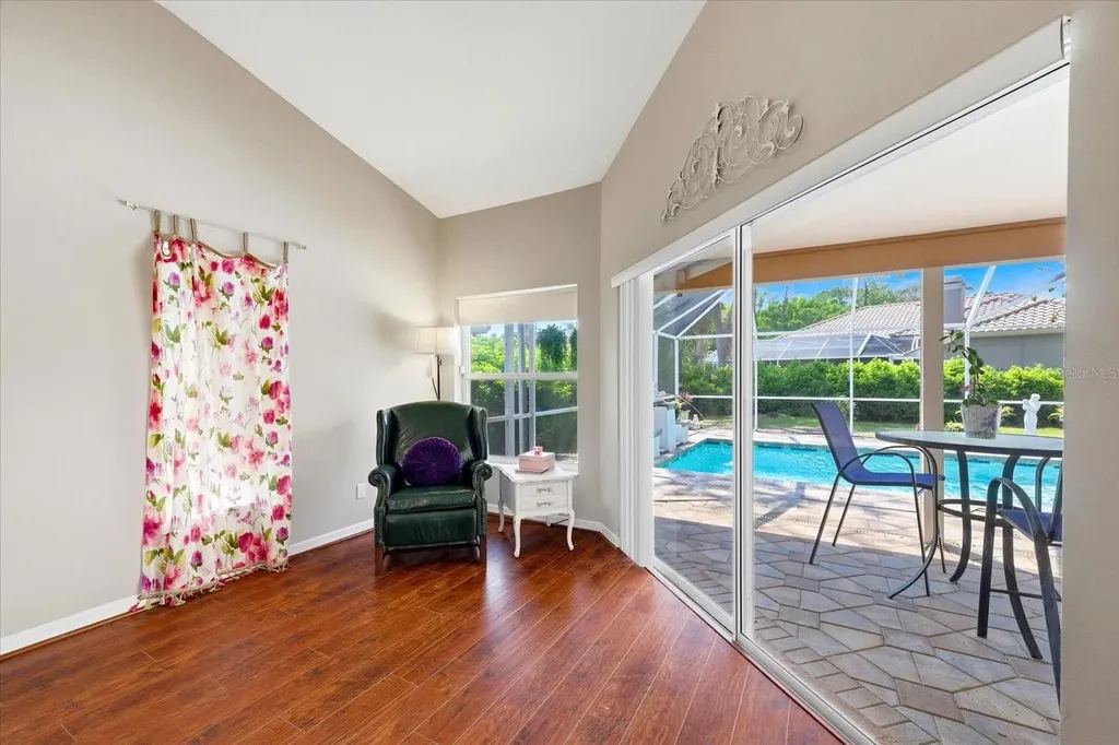 1384 Forestedge Boulevard Oldsmar FL 34677