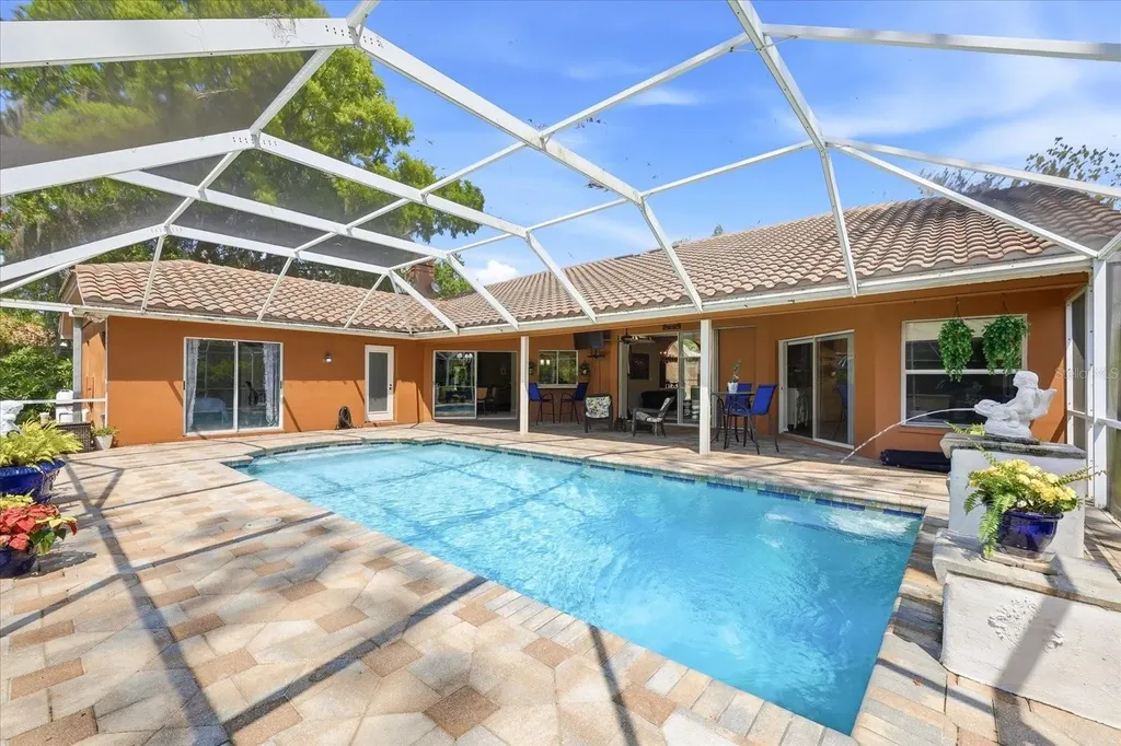 1384 Forestedge Boulevard Oldsmar FL 34677