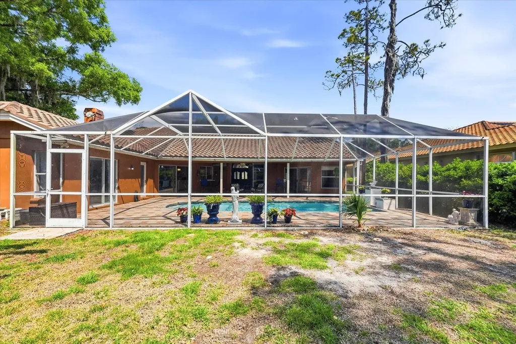 1384 Forestedge Boulevard Oldsmar FL 34677